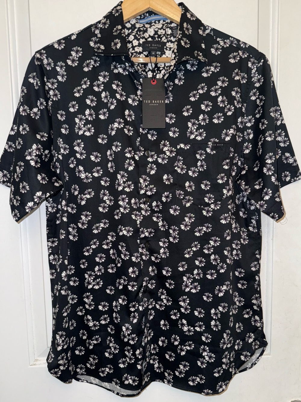 🖤Ted Baker London NWT "Black Beauty" Floral Short Sleeve Button-Down Shirt